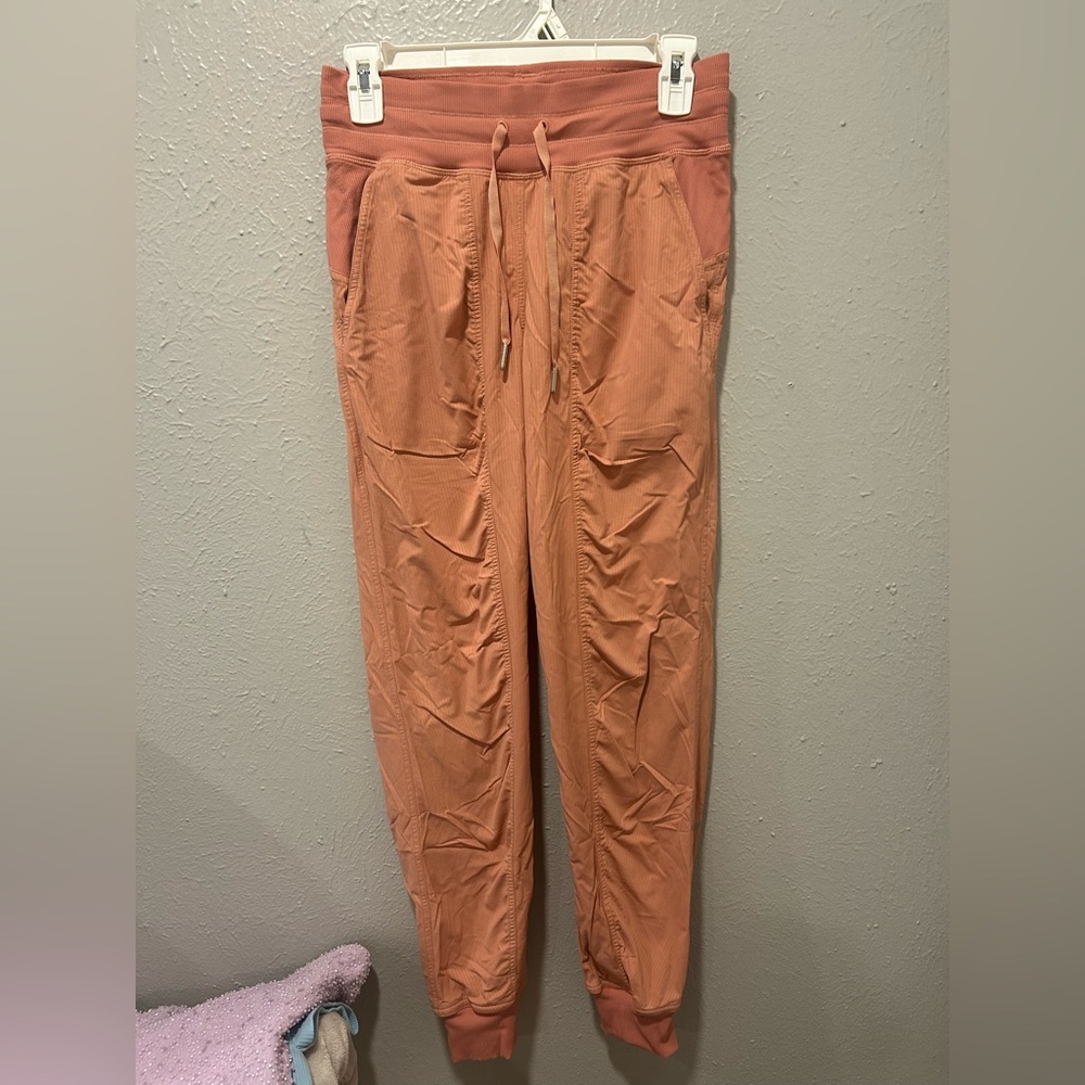 Lululemon coral studio mid rise jogger